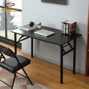 Bàn làm việc chân xếp ,gấp gọn, khung sắt dày liên kết chắc chắn ,đã lắp ráp sẵn , mặt bàn mdf dày 17mm phũ melamin